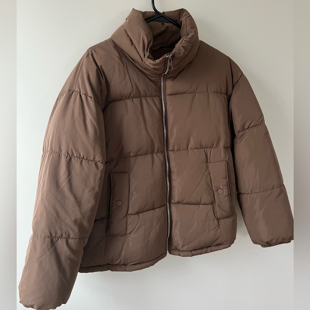 Brown puffer jacket - Picture 3 of 5